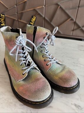 Dr. Martens Women's Iridescent Lace-Up Boots - Silver with Rainbow Sheen